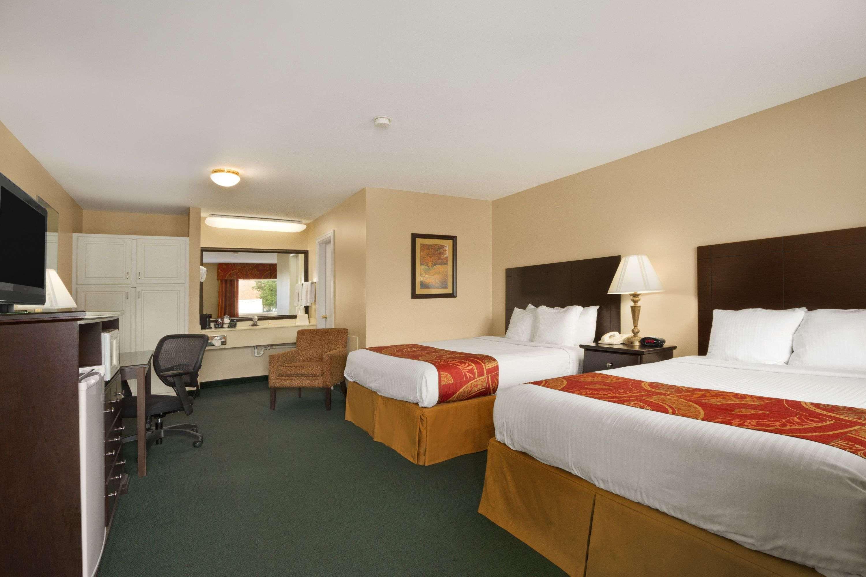 Days Inn By Wyndham Alexander City Extérieur photo