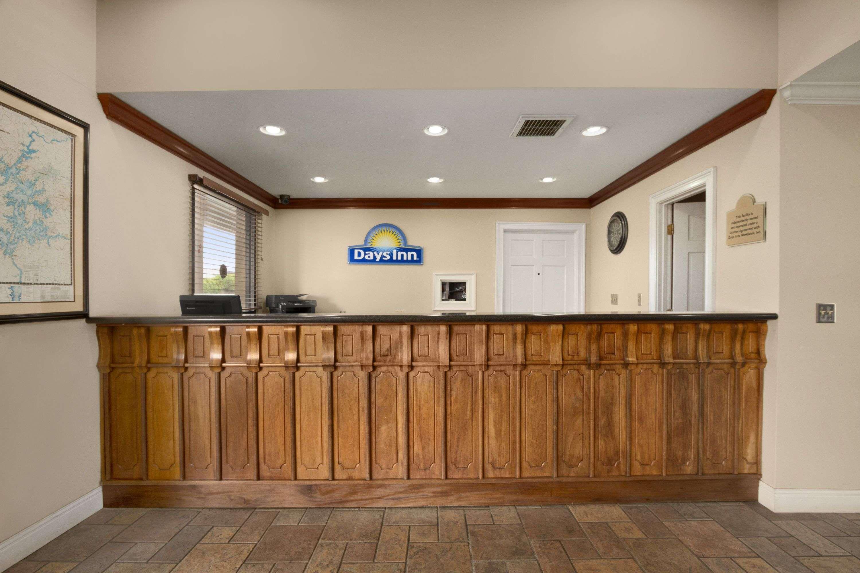 Days Inn By Wyndham Alexander City Extérieur photo